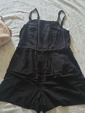Old Navy Black Sleeveless Romper PETITE with Adjustable Straps